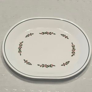 Corelle by Corning Serving Plate with Holly & Berries